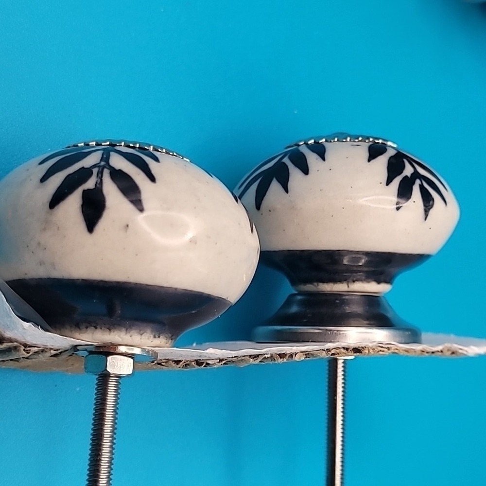 Set of 5 White Black Ceramic Leaf Drawer Knobs Cabinet Pulls Boho Farmhouse - Picture 11 of 11